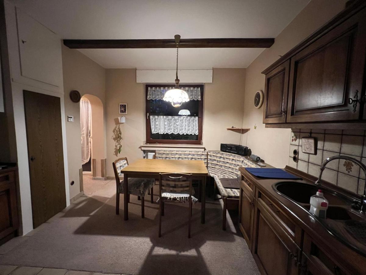 Duisburg Feelhome, Flughafen Nah,3-Schlafzimmer, Dusche Ebenerdig, Zentral, Wifi, Ground Floor Bagian luar foto