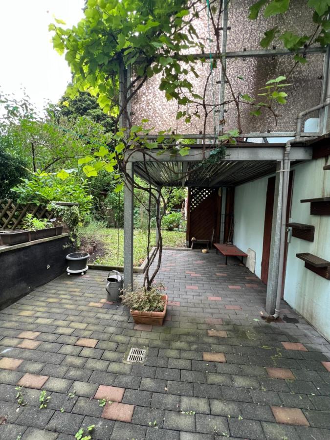 Duisburg Feelhome, Flughafen Nah,3-Schlafzimmer, Dusche Ebenerdig, Zentral, Wifi, Ground Floor Bagian luar foto