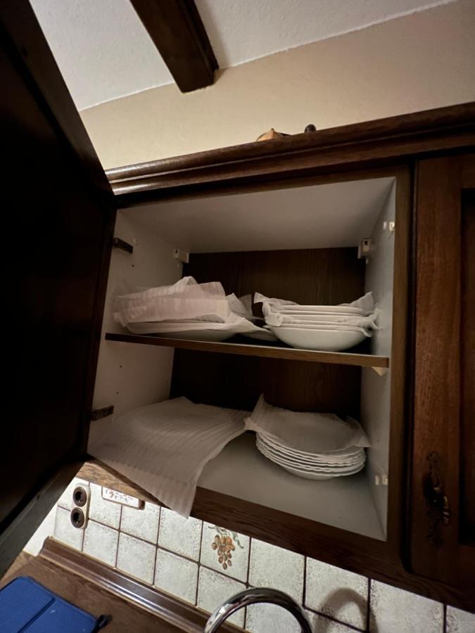 Duisburg Feelhome, Flughafen Nah,3-Schlafzimmer, Dusche Ebenerdig, Zentral, Wifi, Ground Floor Bagian luar foto